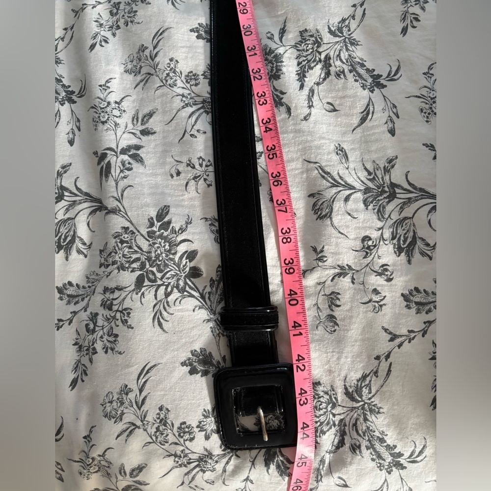 Banana republic leather Black Belt - Picture 4 of 5